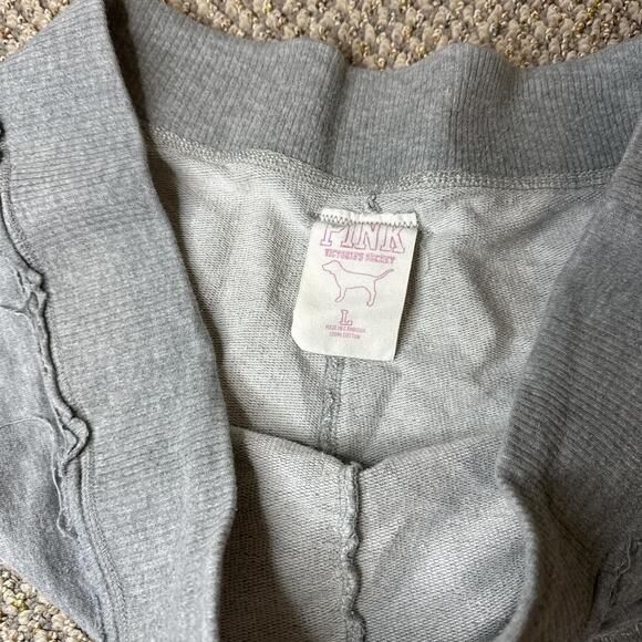 Cute vintage y2k VS PINK low rise gray mini/ micro sweat bum logo shorts - Picture 5 of 7